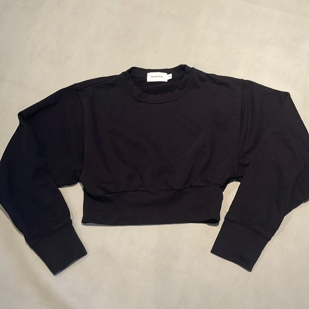 NWT Talentless women’s cropped crew neck sweatshirt size small